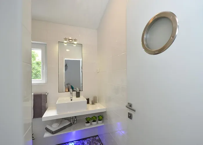 Дом отдыха Marineblue *